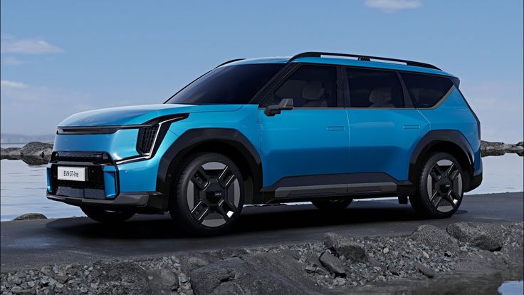Kia EV9 2026 electric three-row SUV in the USA, showcasing spacious interior and futuristic design