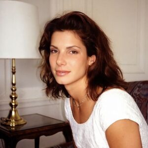 Sandra Bullock attending award show in elegant dress