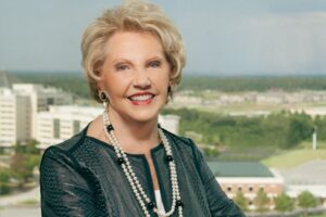 “Johnelle Hunt co-founder of J.B. Hunt Transport Services logistics entrepreneur success story”